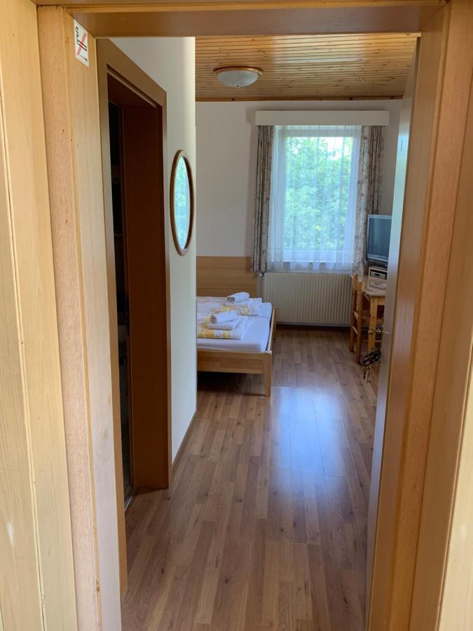 White House Klagenfurt Bed & Breakfast Klagenfurt am Woerthersee Exterior photo
